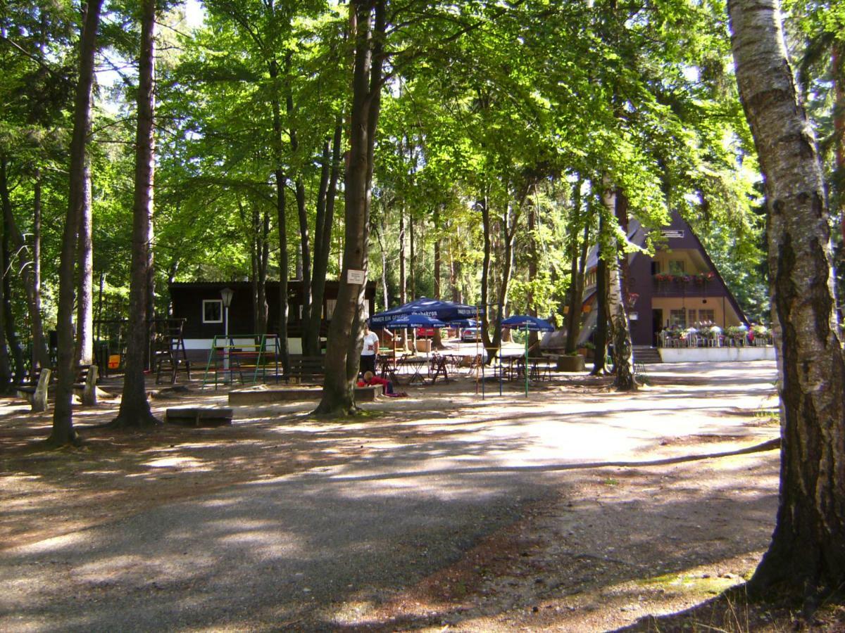 Feriendorf Finnhutte Quitzdorf Exteriör bild